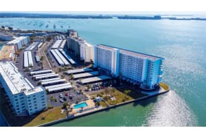 6060 Shore Blvd S #906, GULFPORT
