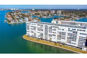 6060 SHORE BOULEVARD, GULFPORT, FL 33707 - MLS#MFRTB8472305