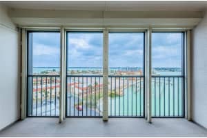 10355 PARADISE BOULEVARD, TREASURE ISLAND, FL 33706 - MLS#MFRTB8472314