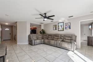 810 VALNERA COURT, KISSIMMEE, FL 34758 - MLS#MFRTB8472327