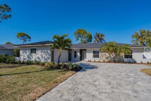 2031 TANGLEWOOD WAY, ST PETERSBURG, FL 33702 - MLS#MFRTB8472340