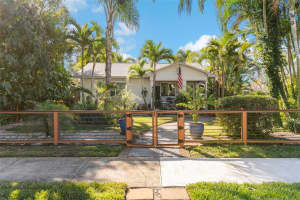 4862 BURLINGTON AVENUE, ST PETERSBURG, FL 33713 - MLS#MFRTB8472423