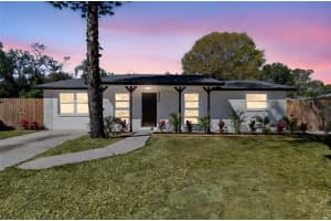 8818 AUBURN WAY, TAMPA, FL 33615 - MLS#MFRTB8472433