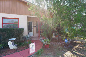 800 74TH AVENUE, ST PETERSBURG, FL 33702 - MLS#MFRTB8472446