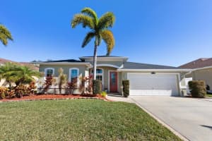 8169 Wild Oaks Cir, LARGO