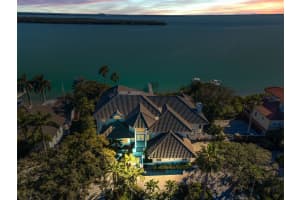 5212 62ND AVENUE, ST PETERSBURG, FL 33715 - MLS#MFRTB8472517