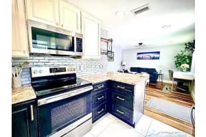 10674 101ST AVENUE, SEMINOLE, FL 33772 - MLS#MFRTB8472555