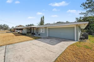 5811 LAKE BREEZE AVENUE, LAKELAND, FL 33809 - MLS#MFRTB8472594