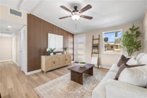 3904 CRAWFORD STREET, TAMPA, FL 33614 - MLS#MFRTB8472660