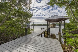 734 WEEDON DRIVE, ST PETERSBURG, FL 33702 - MLS#MFRTB8472716