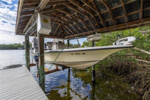 734 WEEDON DRIVE, ST PETERSBURG, FL 33702 - MLS#MFRTB8472716