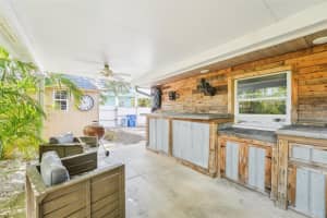 4091 CHERRY STREET, ST PETERSBURG, FL 33703 - MLS#MFRTB8472746