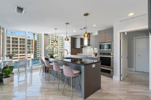 175 1ST STREET, ST PETERSBURG, FL 33701 - MLS#MFRTB8472775