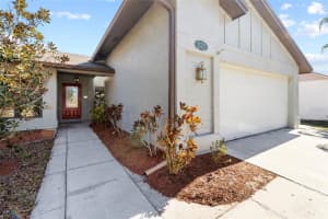 15717 PENNINGTON ROAD, TAMPA, FL 33624 - MLS#MFRTB8472805
