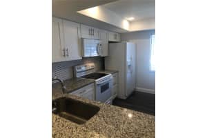 122 LAKEVIEW WAY, OLDSMAR, FL 34677 - MLS#MFRTB8472810