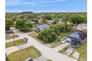 1335 25TH AVENUE, VERO BEACH, FL 32962 - MLS#MFRTB8472899