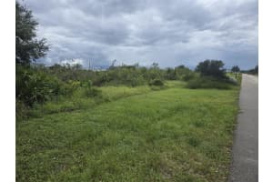 2605 70TH STREET, LEHIGH ACRES, FL 33971 - MLS#MFRTB8472941