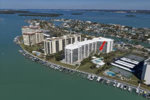 670 ISLAND WAY, CLEARWATER BEACH, FL 33767 - MLS#MFRTB8472962