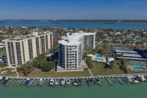 670 ISLAND WAY, CLEARWATER BEACH, FL 33767 - MLS#MFRTB8472962