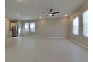 MLS# MFRTB8472972, Apopka, Florida 32703