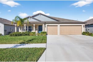 15217 Zircon Red Dr, WIMAUMA 15217 Zircon Red Dr, WIMAUMA