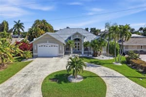 5267 STRATFORD COURT, CAPE CORAL, FL 33904 - MLS#MFRTB8472978