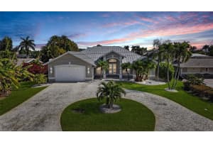 5267 STRATFORD COURT, CAPE CORAL, FL 33904 - MLS#MFRTB8472978
