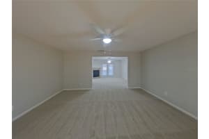 MLS# MFRTB8473008, Dover, Florida 33527