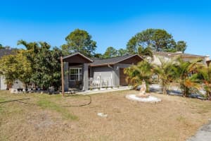 7912 SOARING TRAIL LANE, TAMPA, FL 33615 - MLS#MFRTB8473051