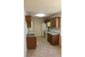 220 HICKORY STREET, BROOKSVILLE, FL 34601 - MLS#MFRTB8473254