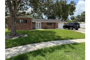 8401 Blackstone Ct Tampa, FL 33615 - Off Market