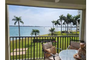6287 Bahia Del Mar Cir #210, ST PETERSBURG