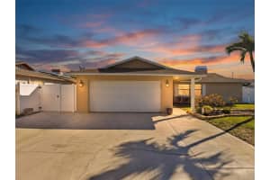 9429 Laura Anne Dr, SEMINOLE