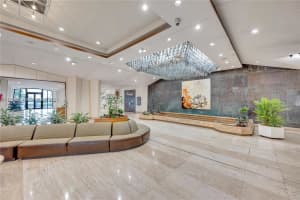 999 BRICKELL BAY DRIVE, MIAMI, FL 33131 - MLS#MFRTB8473394