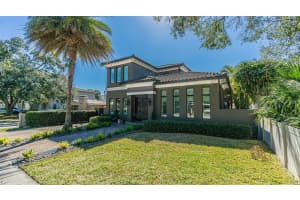 4210 NORTH B STREET, TAMPA, FL 33609 - MLS#MFRTB8473454