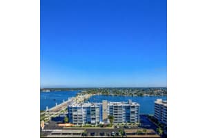 500 TREASURE ISLAND CAUSEWAY, TREASURE ISLAND, FL 33706 - MLS#MFRTB8473545