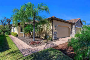 2712 STARWOOD COURT, BRADENTON, FL 34211 - MLS#MFRTB8473552