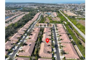 332 BLUEWATER FALLS COURT, APOLLO BEACH, FL 33572 - MLS#MFRTB8473578