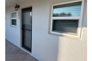 9815 47TH AVENUE, ST PETERSBURG, FL 33708 - MLS#MFRTB8473641