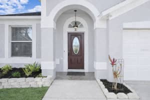 8924 METHENY CIRCLE, TAMPA, FL 33615 - MLS#MFRTB8473685