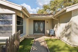 15648 BEAR CREEK DRIVE, TAMPA, FL 33624 - MLS#MFRTB8473738