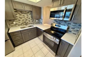 4805 ALT 19 #111, PALM HARBOR, FL 34683 - MLS#MFRTB8473831