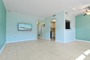 5850 21ST STREET, ST PETERSBURG, FL 33714 - MLS#MFRTB8473909