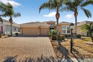1543 Emerald Dunes Dr, SUN CITY CENTER