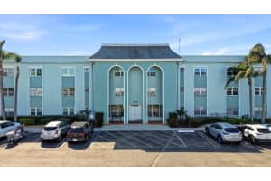 1706 BELLEAIR FOREST DRIVE, BELLEAIR, FL 33756 - MLS#MFRTB8473980