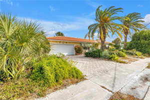 8175 GULF BOULEVARD, ST PETE BEACH, FL 33706 Sold 02/27/26