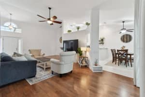 4327 MURFIELD DRIVE, BRADENTON, FL 34203 - MLS#MFRTB8474009