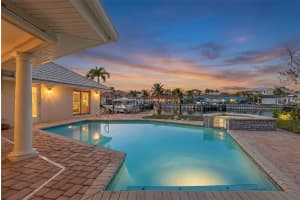 2035 HAWAII AVENUE, ST PETERSBURG, FL 33703 - MLS#MFRTB8474027