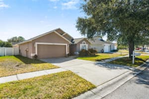 32016 BROOKSTONE DRIVE, WESLEY CHAPEL, FL 33545 - MLS#MFRTB8474034