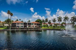 6294 Bahia Del Mar Cir #114, ST PETERSBURG